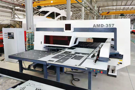 Mechanical Type Cnc Turret Punching Machine For Sheet Metal Punching