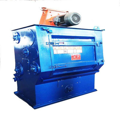 Q32 Crawler Tumble Belt Shot Blasting Machine Tracked Shot Blaster With CE ISO