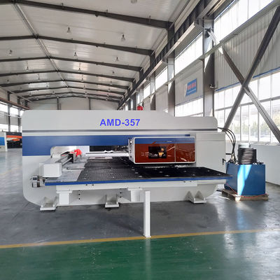 32 Stations CNC Turret Punching Machine 1-8mm Sheet Metal Perforating Hydraulic Type